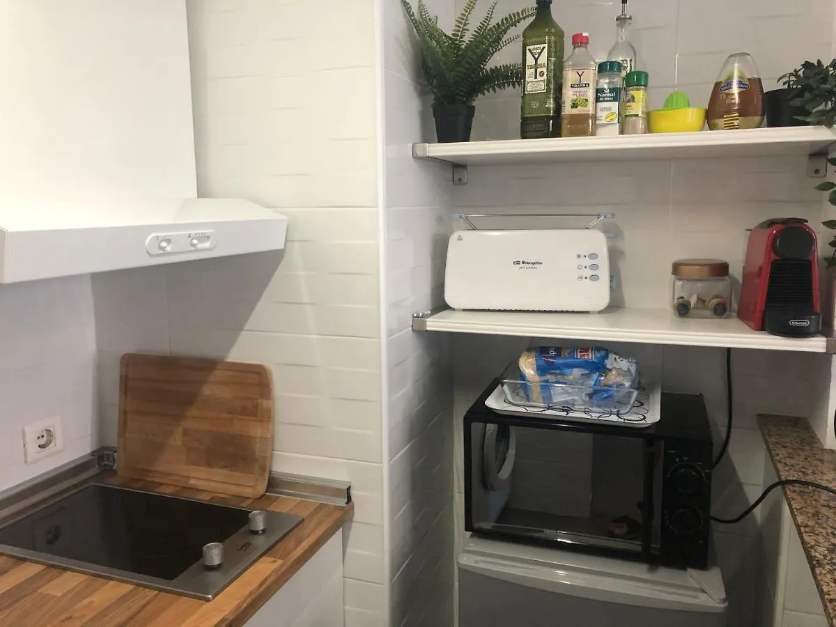 Apartment At The Beach -La Malagueta-Free Parking- Màlaga