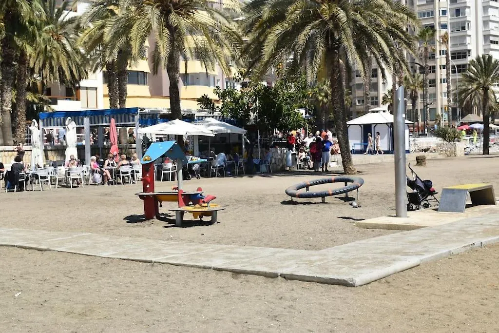 Apartment At The Beach -La Malagueta-Free Parking- Màlaga